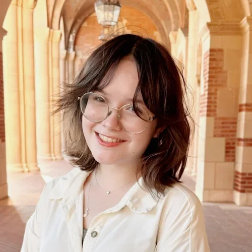 olivia_fong_headshot